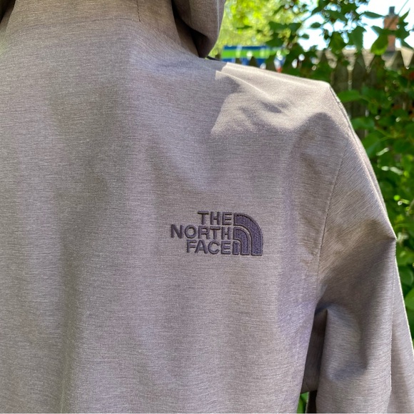 North Face Hyvent Lavender Rain Jacket - Picture 7 of 16